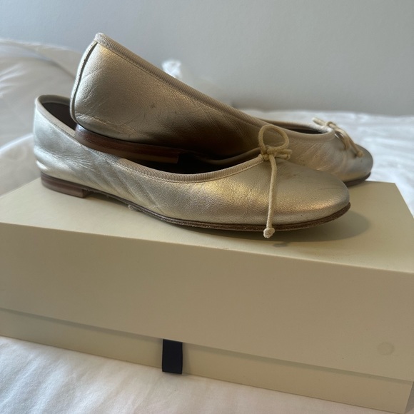 Margaux Demi Flat in Platinum - Picture 5 of 8